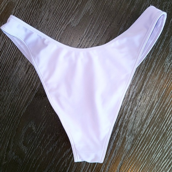 Purple Minimalist Bikini Set with High-Cut Design - Picture 5 of 5